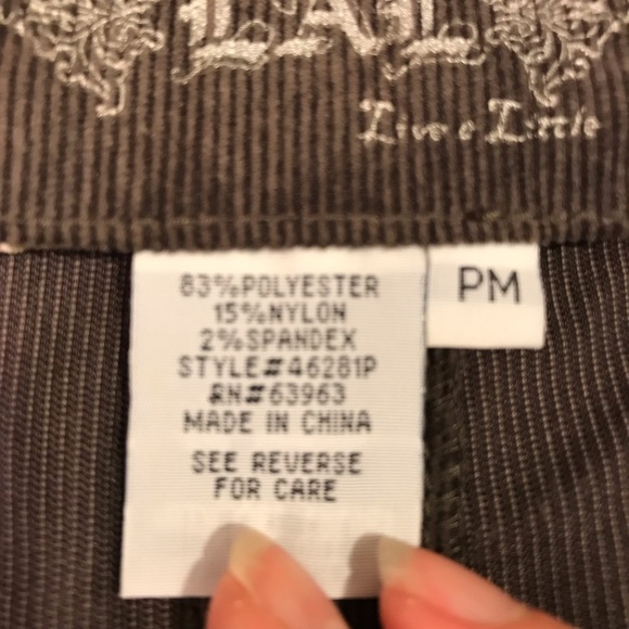 Velvet like brown jacket - Picture 5 of 8